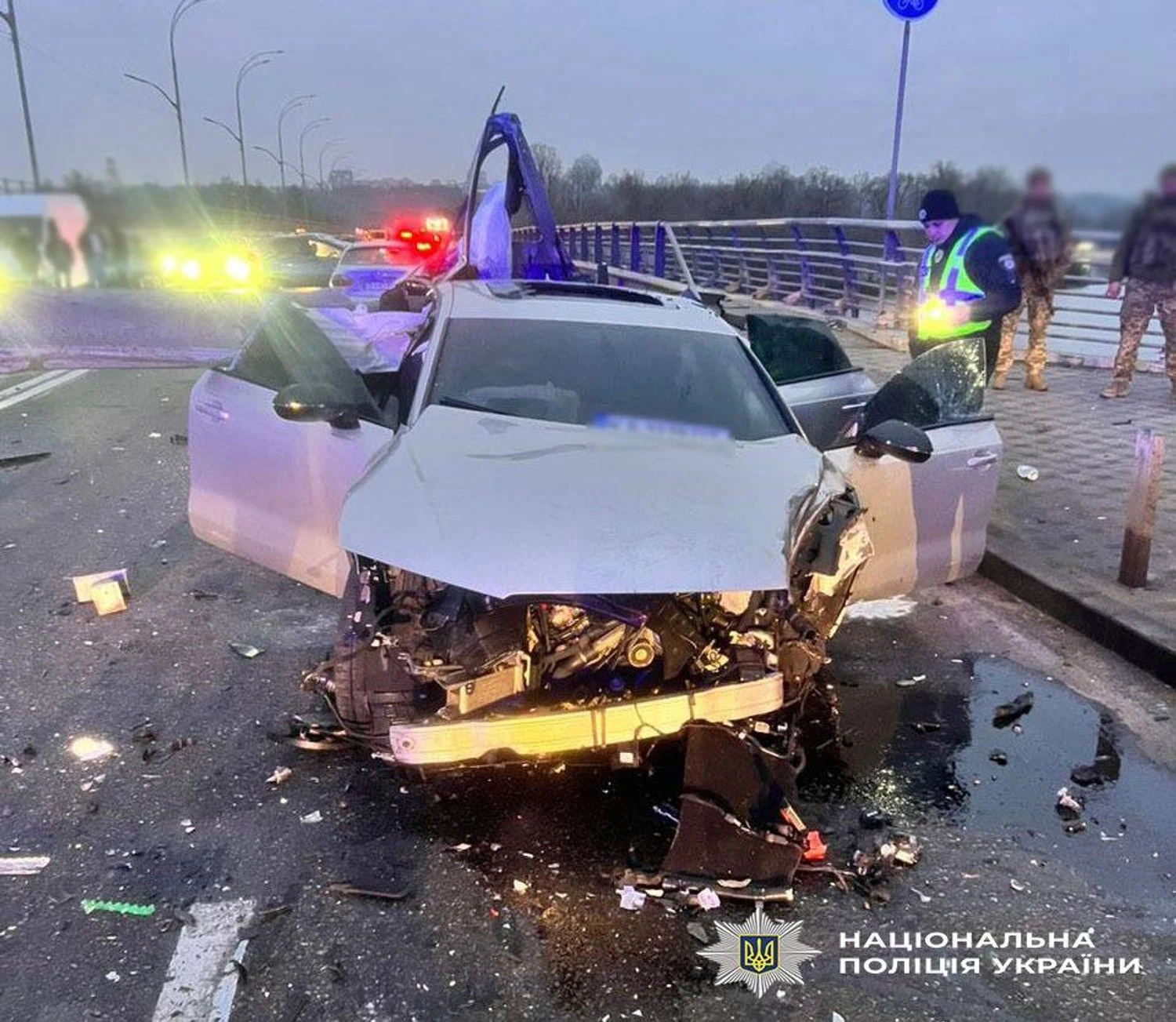 Sur le prospekt Brovarskyi à Kyiv : cinq blessés, circulation coupée