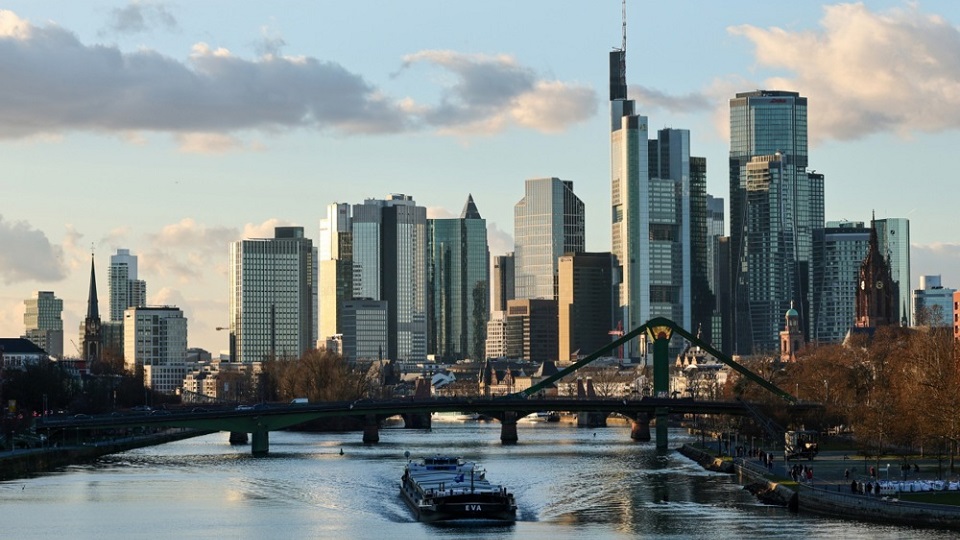 L'IA pourrait supprimer jusqu'à 212 000 emplois dans les banques européennes d'ici 2030 — quelles conséquences pour l'emploi et l'économie