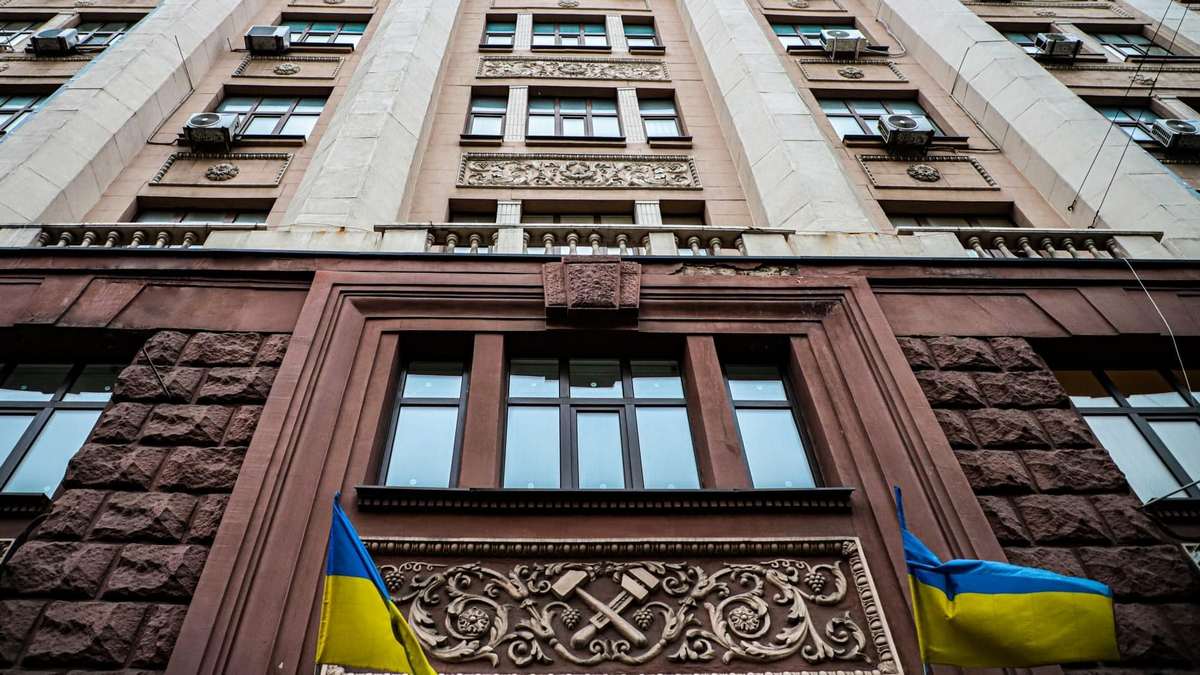 The State Bureau of Investigation (DBR) doubts the identification of "Vokzal" and "Lyosha" on Mindich's tapes