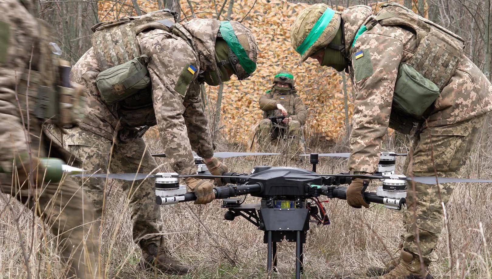 Frappe de drones du SBS contre un poste de commandement du GRU dans la région de Donetsk — 51 morts, 74 blessés