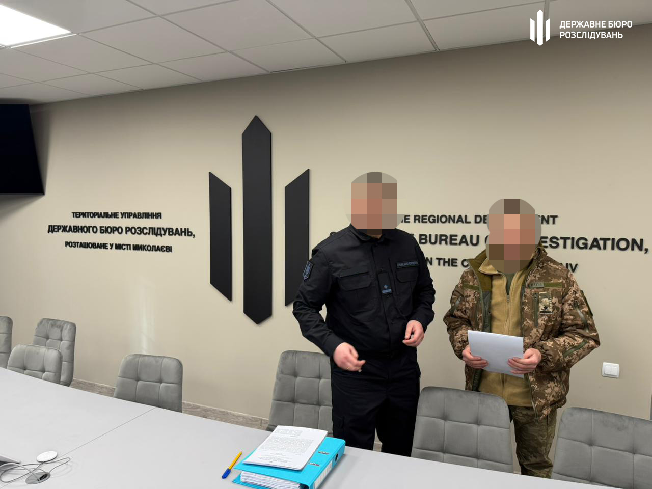 Un officier du centre territorial de recrutement de Mykolaïv mis en examen — des dizaines de plaintes indiquent des violations systémiques