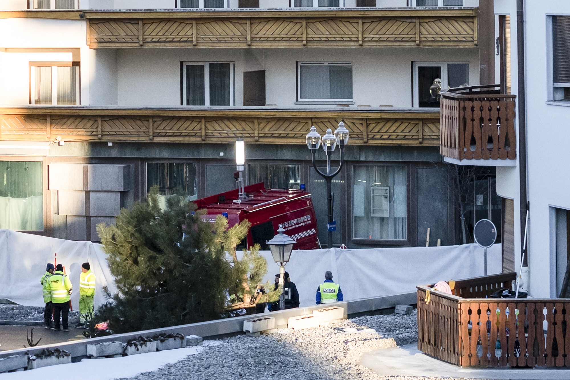 Explosion in Crans-Montana: Dutzende bei einer Silvesterparty getötet — was bekannt ist und warum das wichtig ist