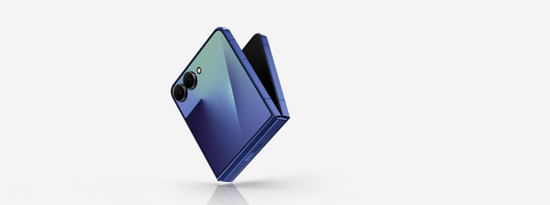 Galaxy Z Flip 8 dans les documents de la FCC : la communication par satellite est présente, l'UWB disparaît