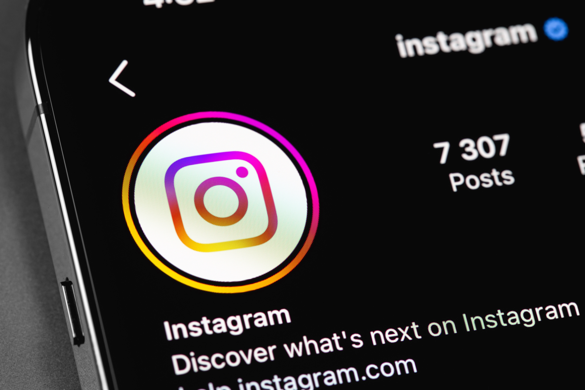 Instagram Plus : Meta veut que vous payiez pour regarder les Stories de façon anonyme