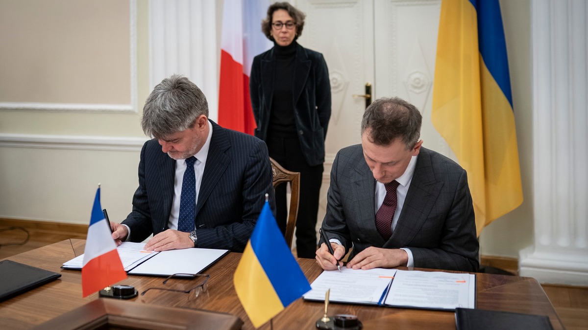 La France a ajouté 71 millions d'euros au fonds de subventions pour la reconstruction de l'Ukraine — quel impact sur les infrastructures et les entreprises ?