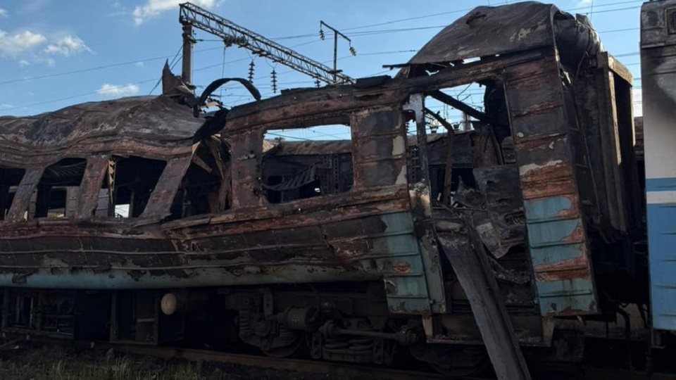 23 Anschläge pro Tag: Russland greift Eisenbahnlogistik an — von Depots bis zu Lokomotiven