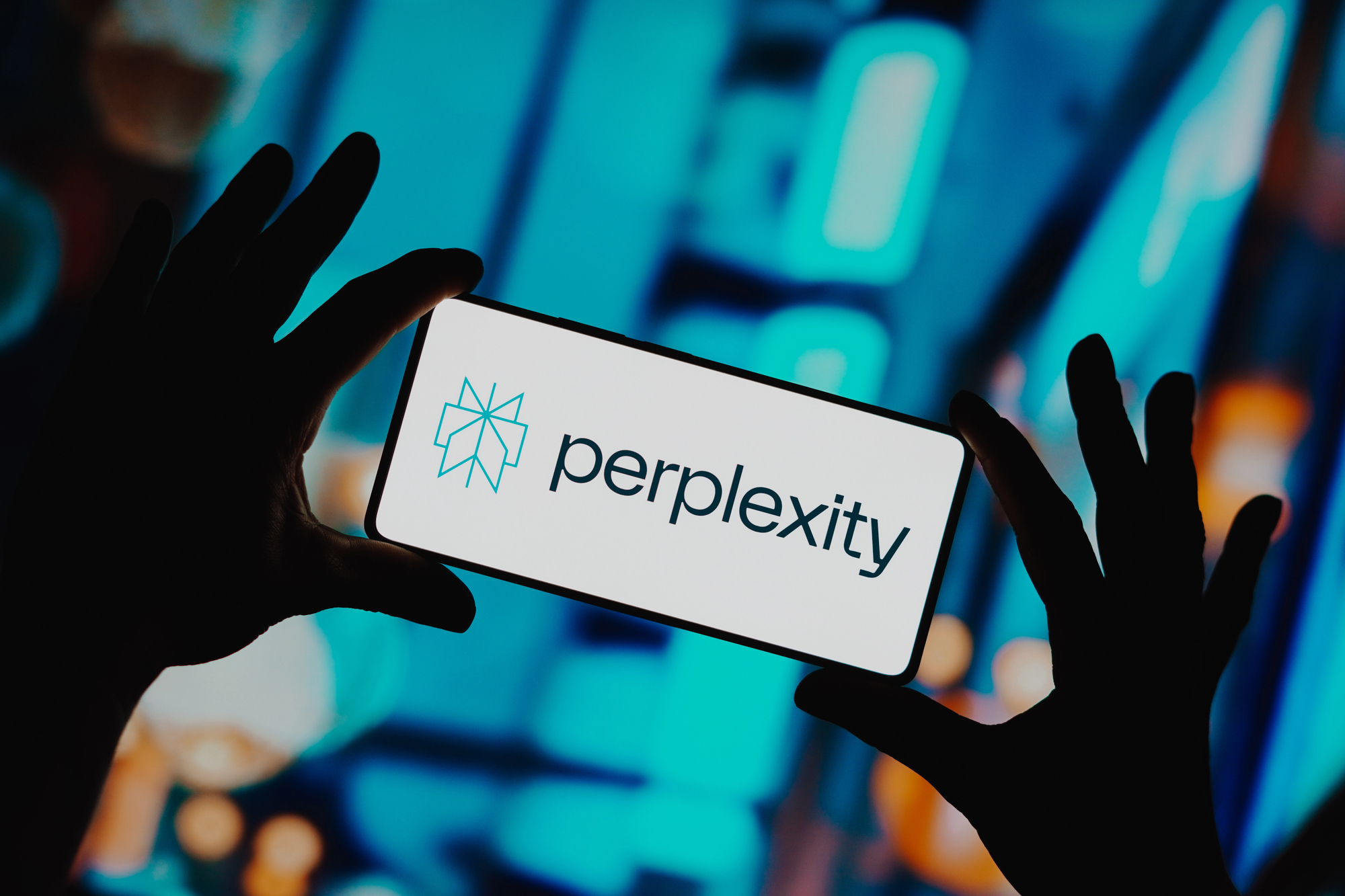 Samsung intègre Perplexity AI dans les nouveaux Galaxy : la commande vocale « Hey Plex » et ce que cela signifie pour l'utilisateur et la connectivité en Ukraine