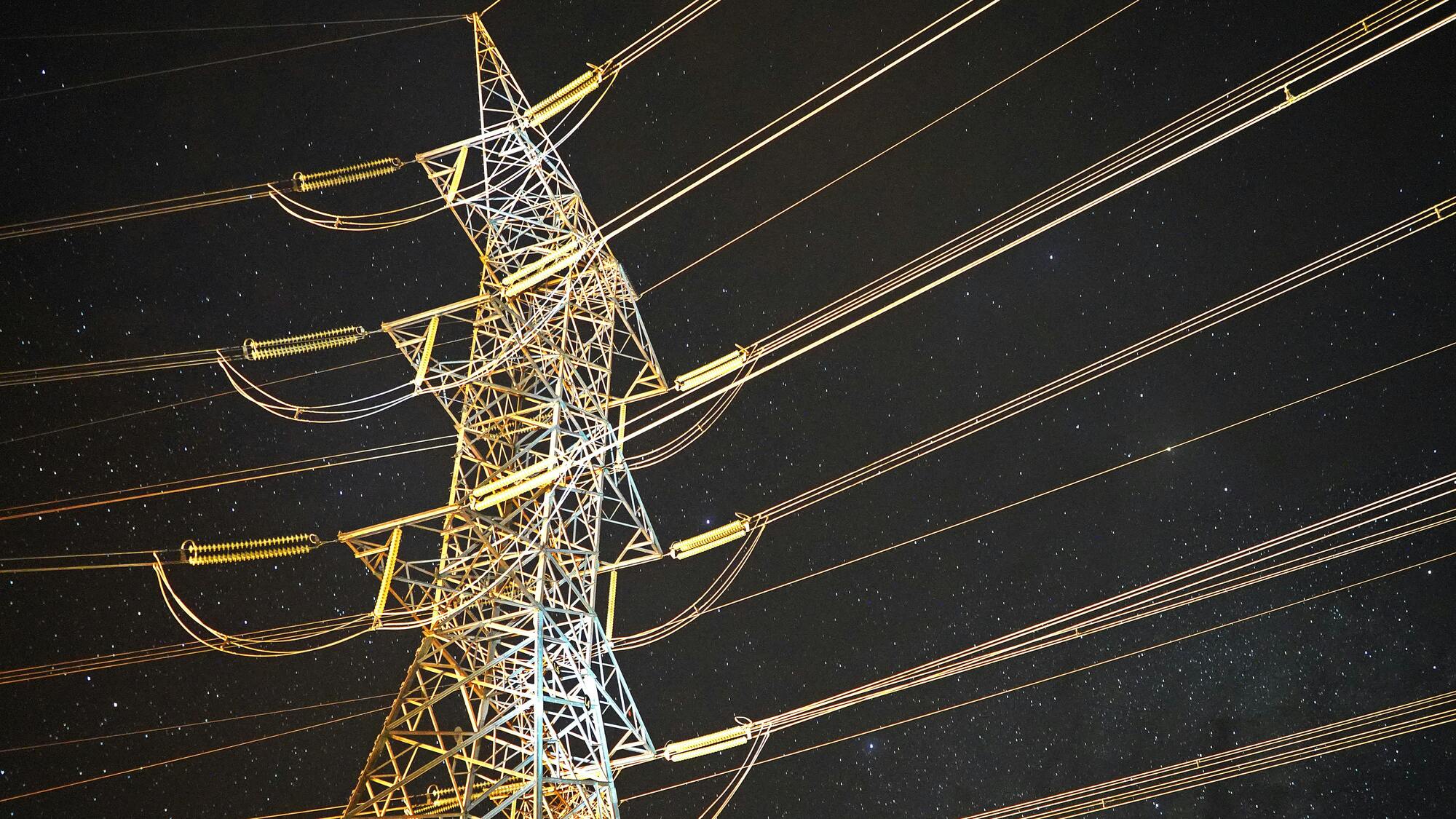 Les importations d'électricité en Ukraine ont augmenté de 15 % en novembre