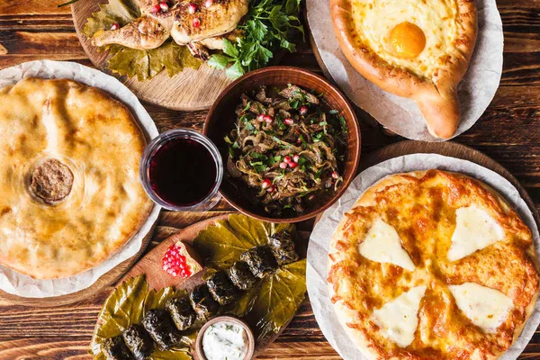 Chachapuri – nicht einfach nur Käse im Teig: Warum die georgische Küche Stadt für Stadt erobert