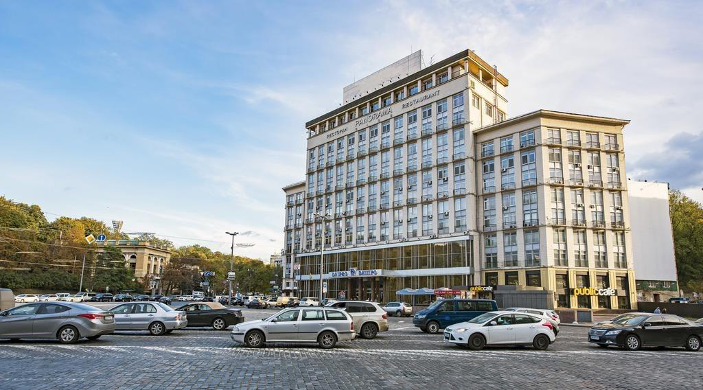 Cinq ans de dénis — enfin au registre : Krippa devient officiellement propriétaire de l'hôtel « Dniepr » et boucle la boucle autour de la Khreshchatyk